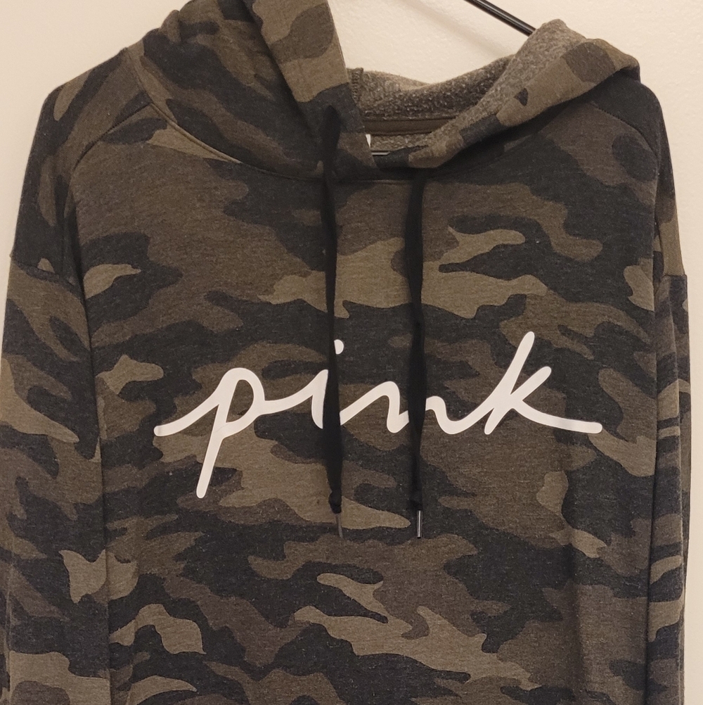 PINK Victoria's Secret Camo Pullover Hoodie in Olive & Black
